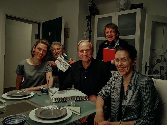 Laura de Boer, Wolfgang Thaler, Ulrich Tukur, Michael Sturminger, Daniela Golpashin. Bild: Sender / ORF / Superfilm