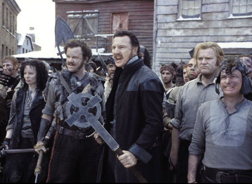New York im Jahre 1846: Die Einwanderer kämpfen unter ihrem Anführer, dem Priester Vallon (Liam Neeson, M.), gegen die einheimischen "Natives" ... Bild: Sender / Miramax Films