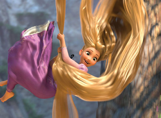 Rapunzel, die eine Haarpracht von über 20 Metern ihr eigen nennt, hat sich trotz ihrem von den Menschen abgeschotteten Leben zu einem äußerst neugierigen und abenteuerlustigen Mädchen entwickelt. Bild: Sender