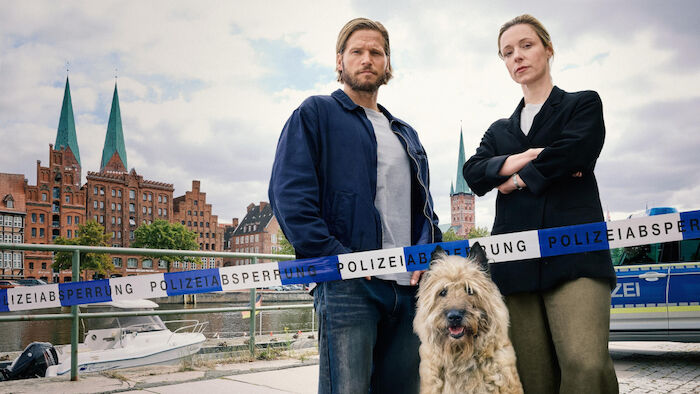 Einsatz Seeler - Ein L&uuml;beck-Krimi: Hannah Voigt (Friederike Linke), Eric Seeler (Sebastian Str&ouml;bel). Bild: Sender/RTL