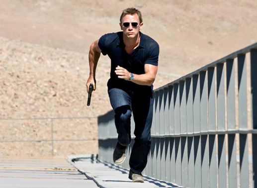 007 (Daniel Craig) in vollem Körpereinsatz! Bild: Sender