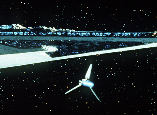 Darth Vaders Shuttle auf dem Weg zu seinem Mutterschiff ... Bild: Sender