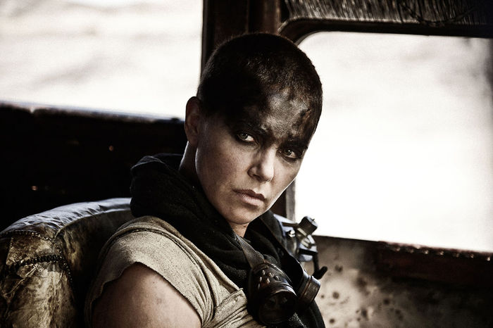 Charlize Theron in „Mad Max: Fury Road“. Bild: Sender / Warner Bros.
