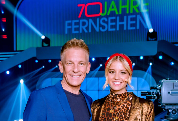 70 Jahre Fernsehen: Andi Knoll, Fanny Stapf. Bild: Sender / ORF / Roman Zach-Kiesling