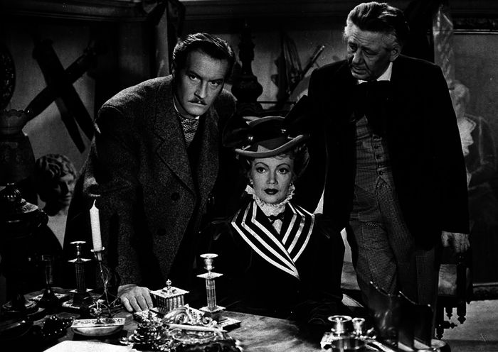 Karl Schönböck (Dr. Robert Zögl), Gretl Schörg (Fiakermilli), Paul Hörbiger (Honigberger). Bild: Sender / BETA Film