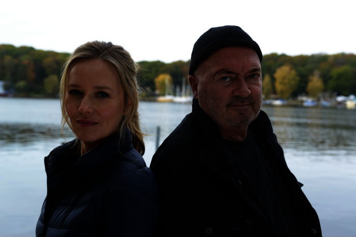 "Ein starkes Team: Linett (Stefanie Stappenbeck) und Otto (Florian Martens). Bild: Sender /  ZDF / Katrin Knoke