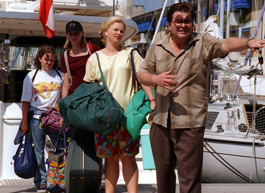 Familie Prantner in Grado: Veronica Csarmann, Theresa Böhler, Ulrike Beimpold, Erwin Steinhauer. Bild: Sender