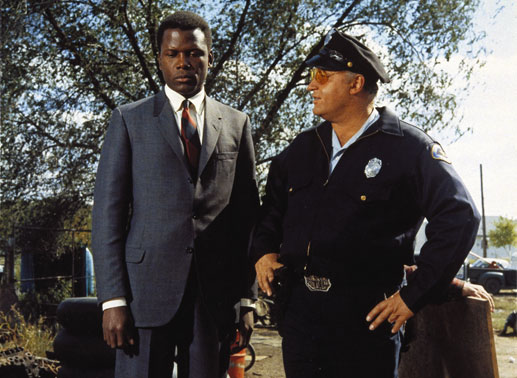 Virgil Tibbs (Sidney Poitier, li.) und der örtliche Sheriff Bill Gillespie (Rod Steiger) machen sich letztendlich gemeinsam auf die Suche nach dem Mörder. Bild: Sender