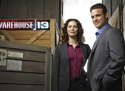 Joanne Kelly als Myka Bering, Eddie McClintock als Pete Lattimer. Bild: Sender / SciFi