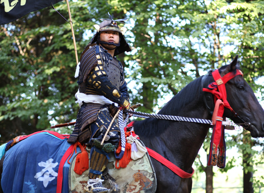 Der Mythos der Samurai ist noch immer lebendig. Ihr Schwert, das Katana, ist legendär. Eine besondere Schmiedekunst verlieh ihm unvergleichliche Eigenschaften. Die modernen japanischen Kampfkünste stehen noch immer in der Tradition der legendären Ritter. Bild: ZDF