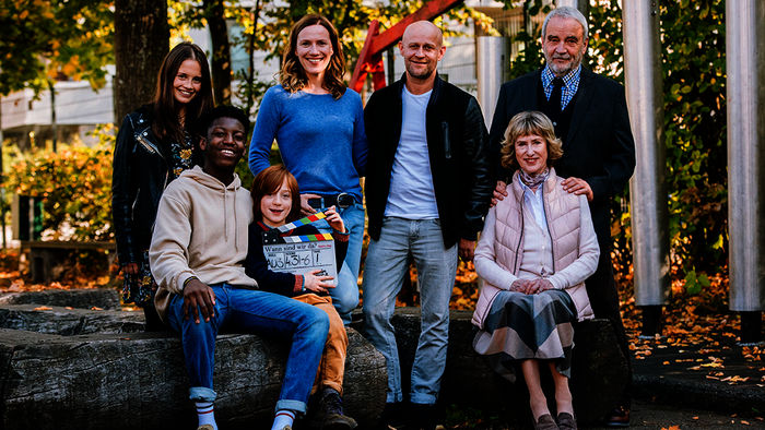 Bianca Nawrath, Sidney Holtfreter, David Grüttner, Bettina Lamprecht, Jürgen Vogel, Beatrice Richter, Walter Kreye. Bild: Sender / MG RTL D / Martin Rottenkolber 